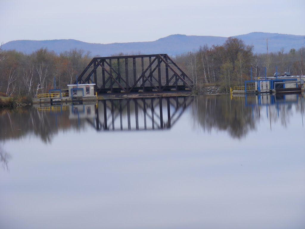 Iron Bridge reflected by JBTHEMILKER