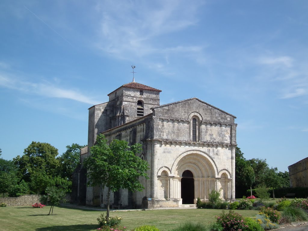 Eglise de Villars-en-Pons by FrenchCobber