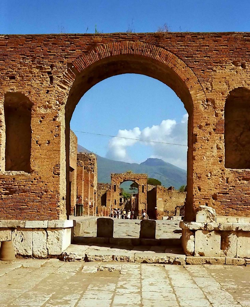 Italy, Pompeii, July 2000 by senna3