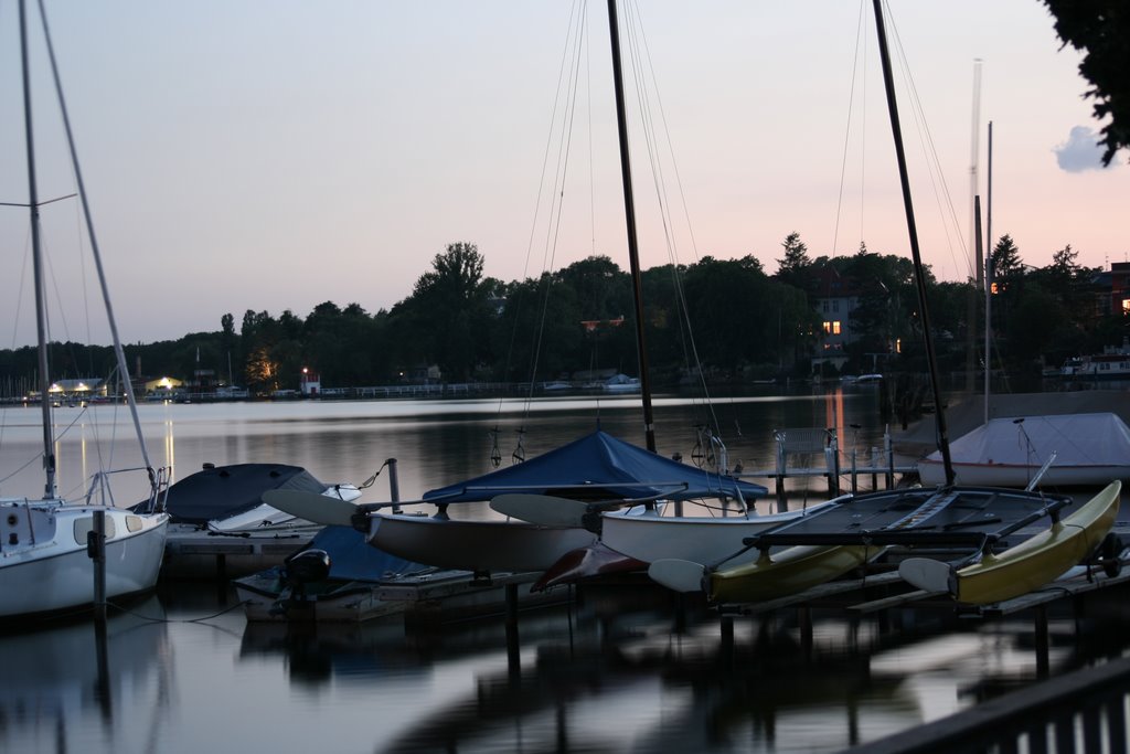 Müggelsee am Abend by Thomas Schwenk