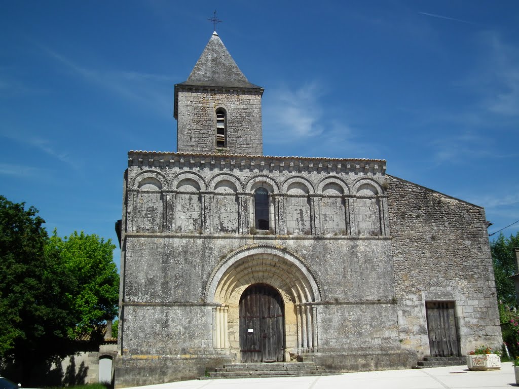 L'église Saint-Martin de Petit-Niort by FrenchCobber