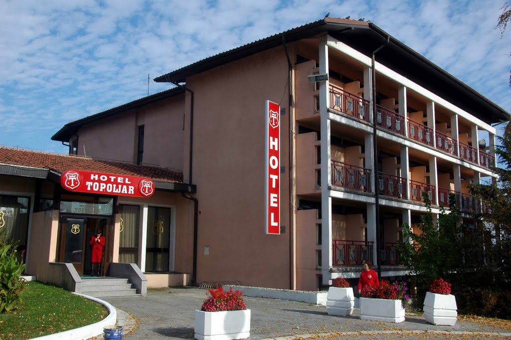 Hotel Topoljak u Svilajncu by Teča sa Dunava