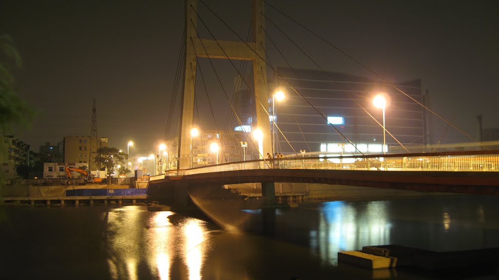 Night fishing off the Liuzhuang bridge on the Haihe river. by kilroy238