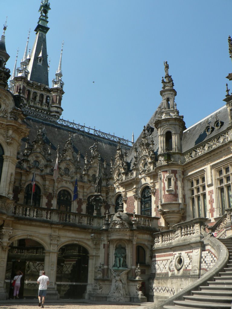 Le Palais Bénédictine (entrée) by nawer