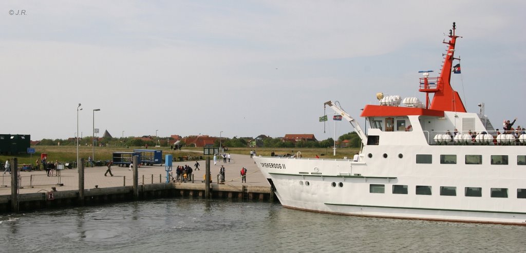 Spiekeroog II im Hafen, Spiekeroog by Juergen Roesener