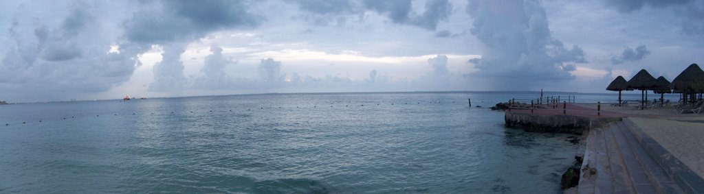 Panorama, Cancun, from fiesta americana by Laura Buitrago