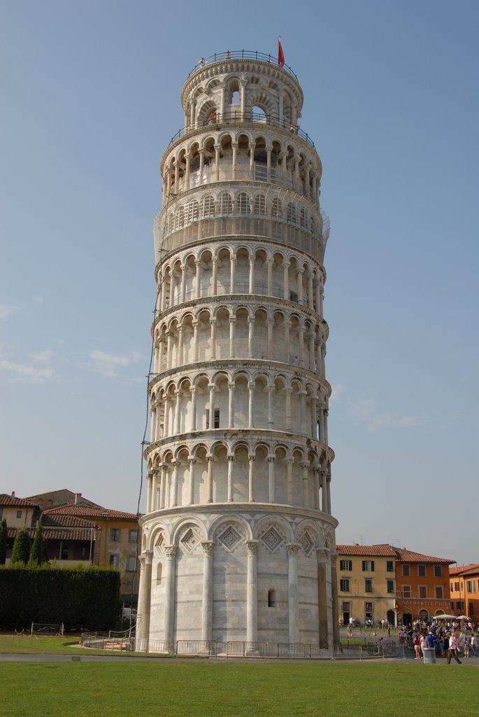 Torre de Pisa by Enrique Fernandez Ma…