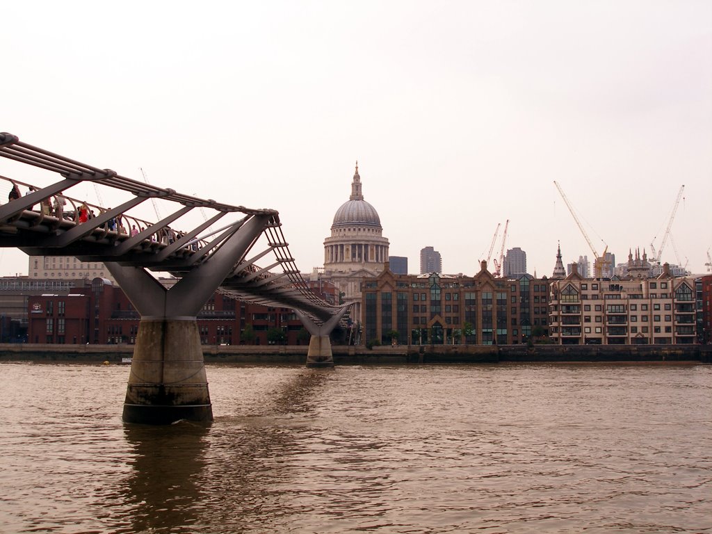 Modern bridge by Volodymyr Giginiak