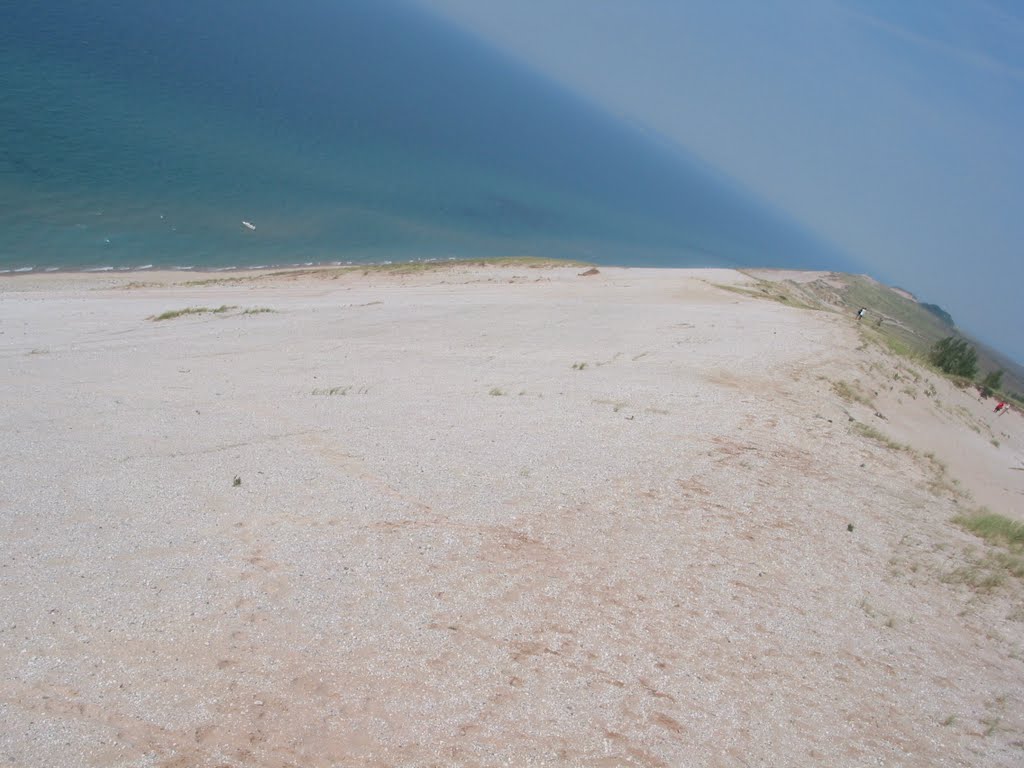 View from Lake Michigan Overlook Platform by plumgarden