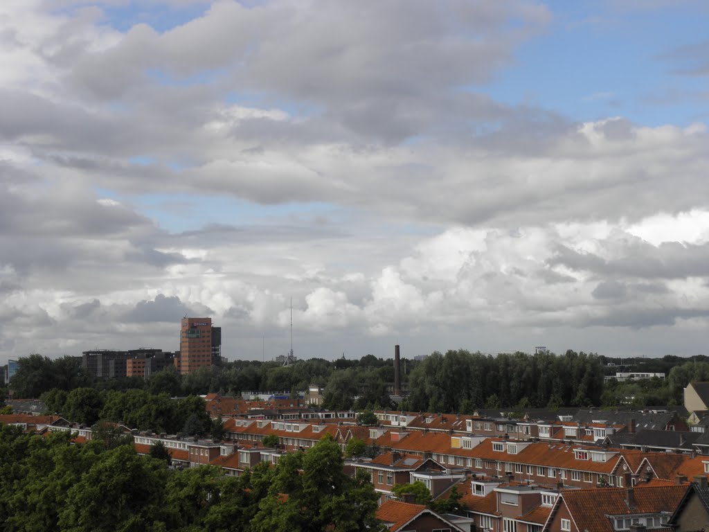 GHJENK -> Utrechts, cloads over Hoograven by Ghjenk