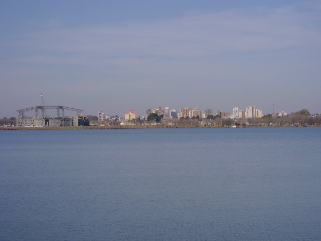 El Nuevo Mega-estadio desde el mirador La Cruz by Kareka, La Pampa