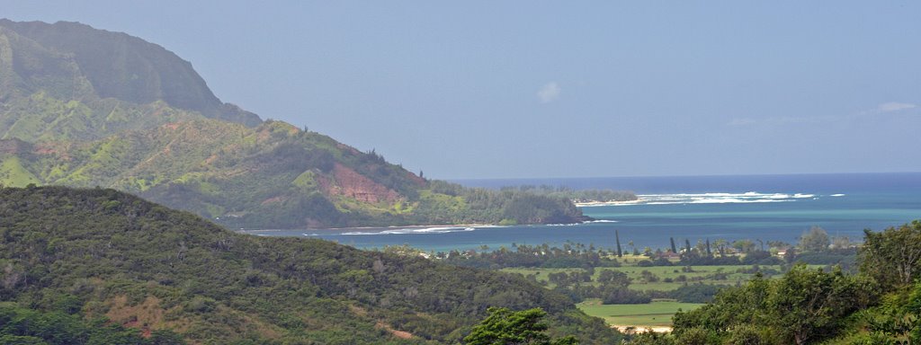 Hanalei Bay from Powerline trail by keitheva