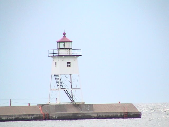 Grand Marais Breakwater Lighthouse by rjthiel