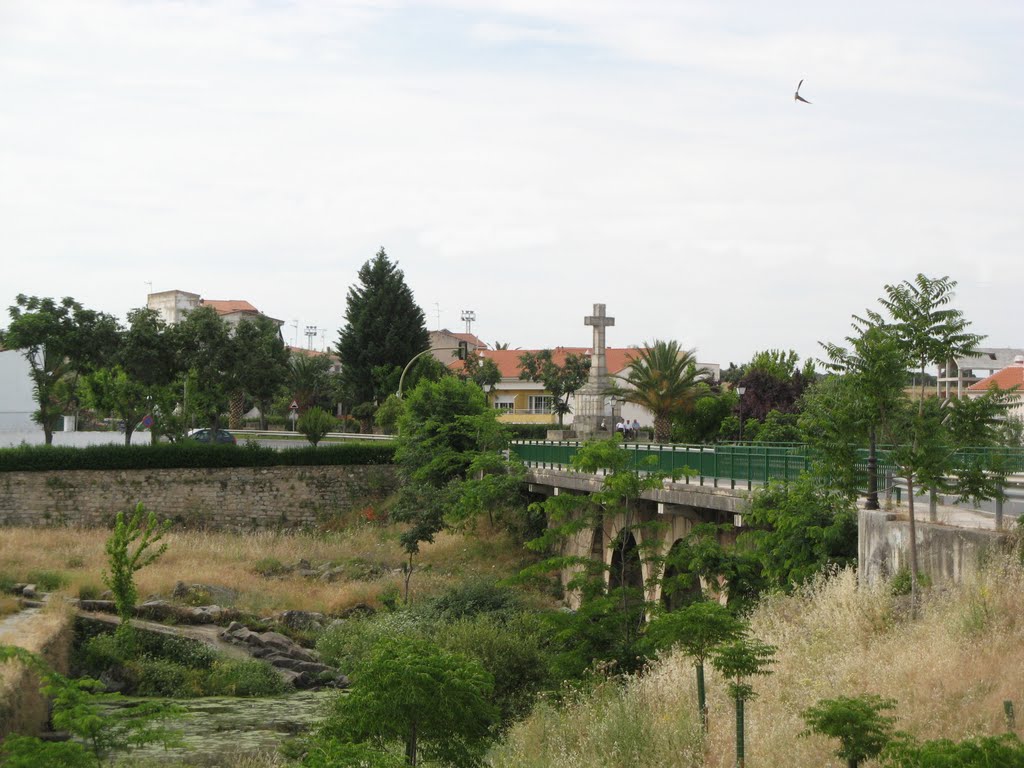 ARROYO DE LA LUZ-PUENTE. by Isidlo