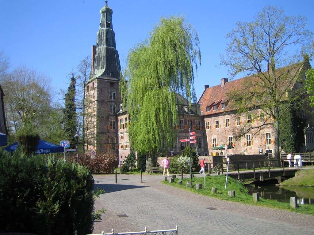 Schloss Raesfeld by H.Elst.