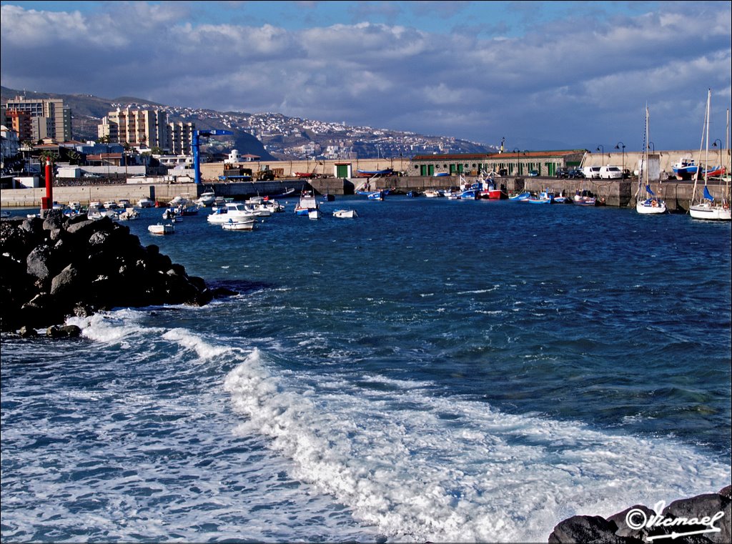 60523-071 PLAYA DE CANDELARIA by VICMAEL