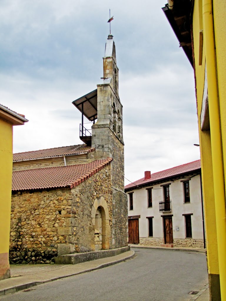 Iglesia de Barrio de Nuestra Señora. León. by Valentín Enrique