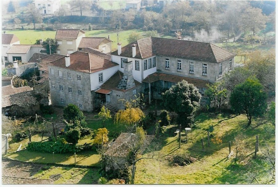 Casa d'Aldeia by Hugo Morgado Pereira