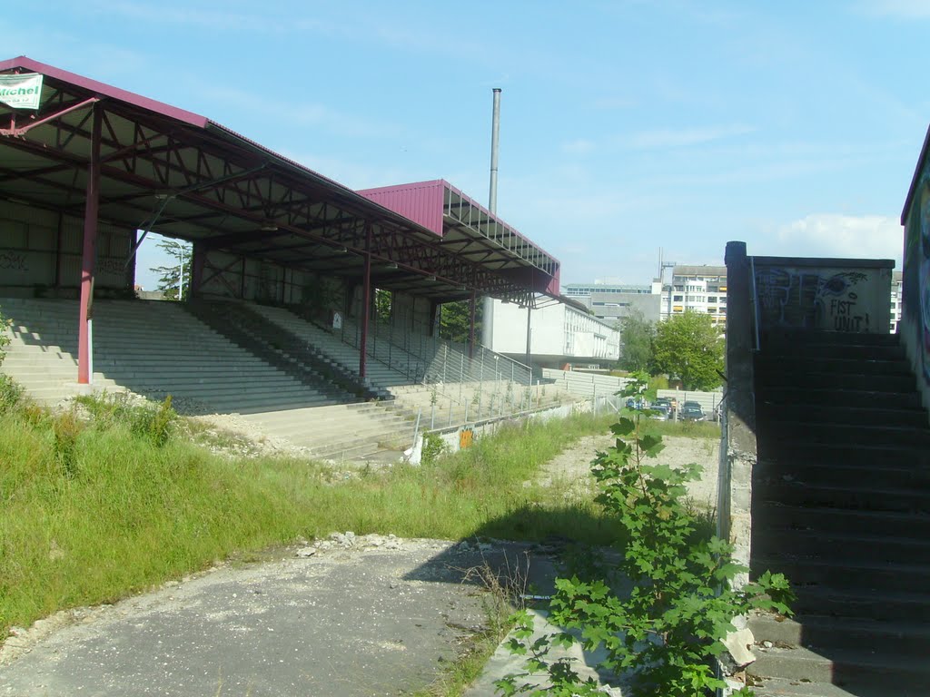 Stade des Charmilles by okapi