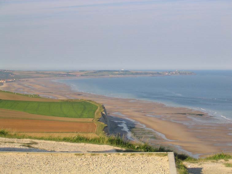 Cap blanc-nez - view to griz-nez by jkasse