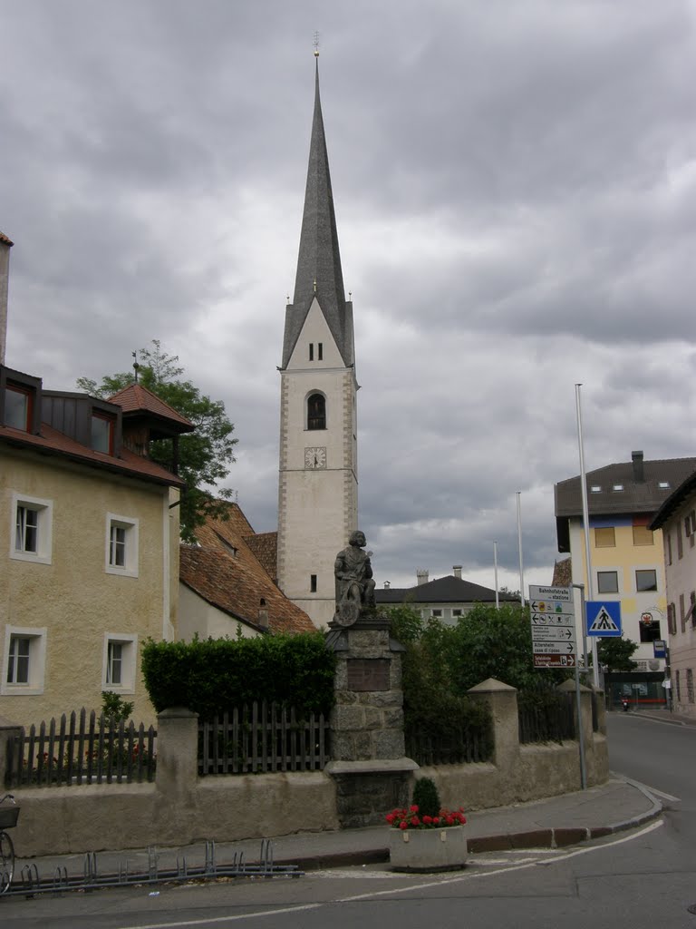 Pfarrkirche zu den Heiligen Petrus und Paulus by Fotoberchtel