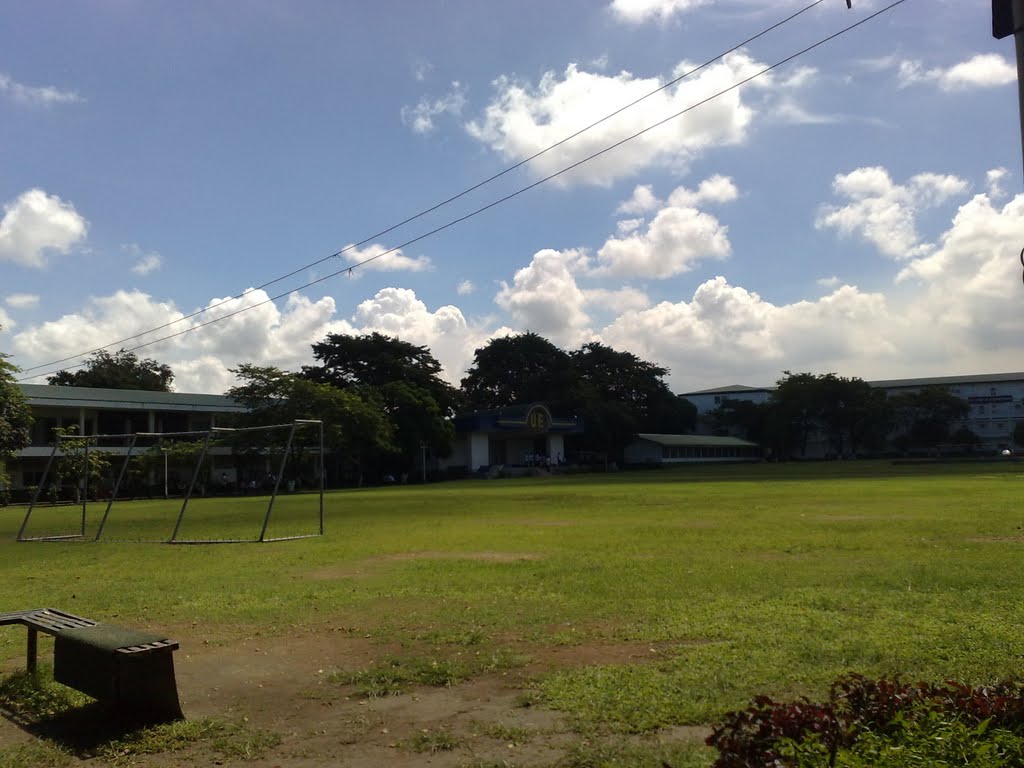 UE Caloocan Campus by tehillahpsalmist