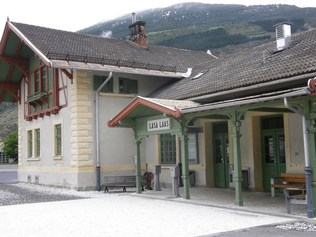 Bahnhof Laas by Fotoberchtel