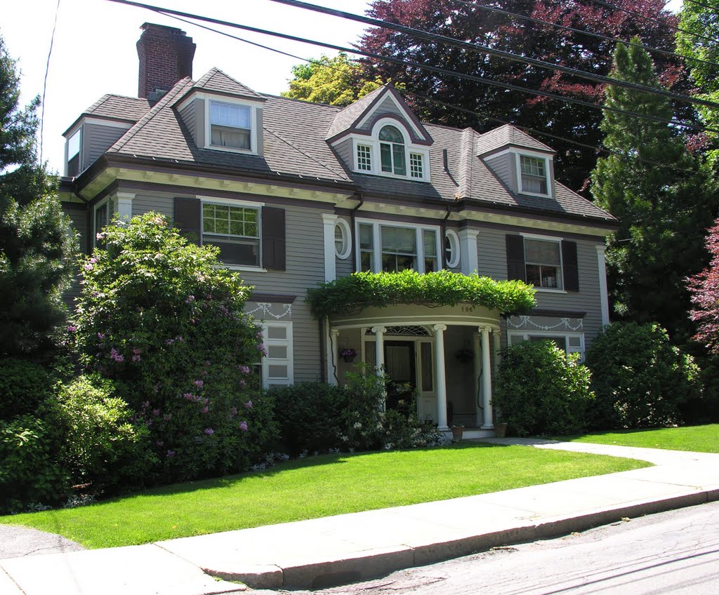 Tappan Street Colonial Revival, probably built 1893-1905 by David Coviello