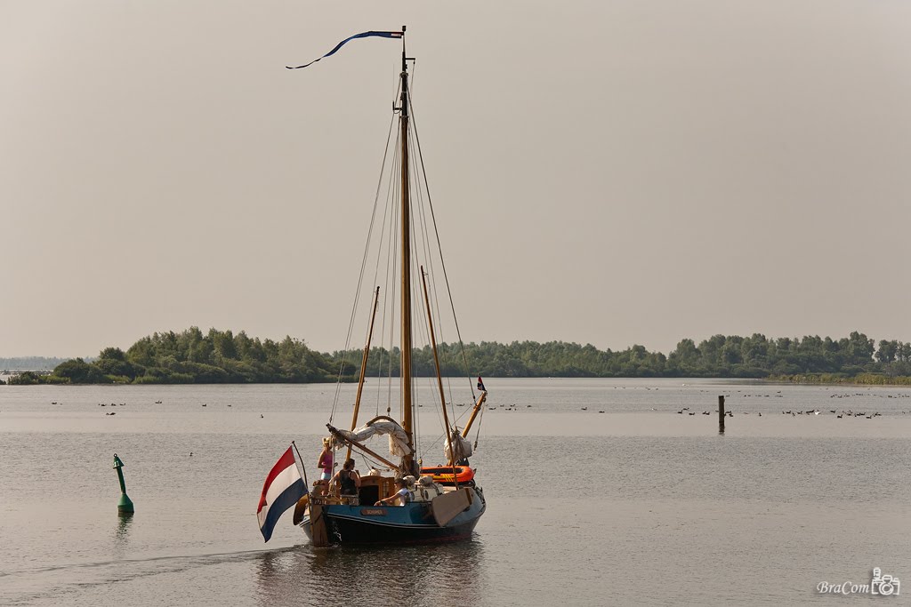 Sailing on the Volkerak "Schuimer" by © BraCom (Bram)