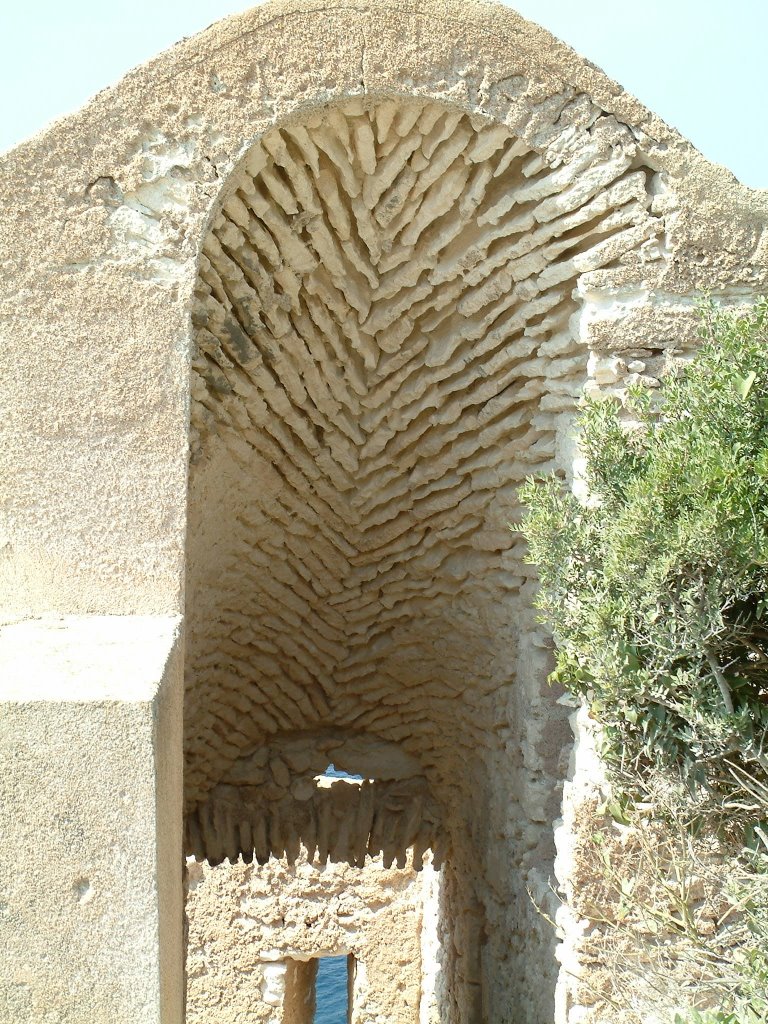 Cimetière de Bonifacio by Meen