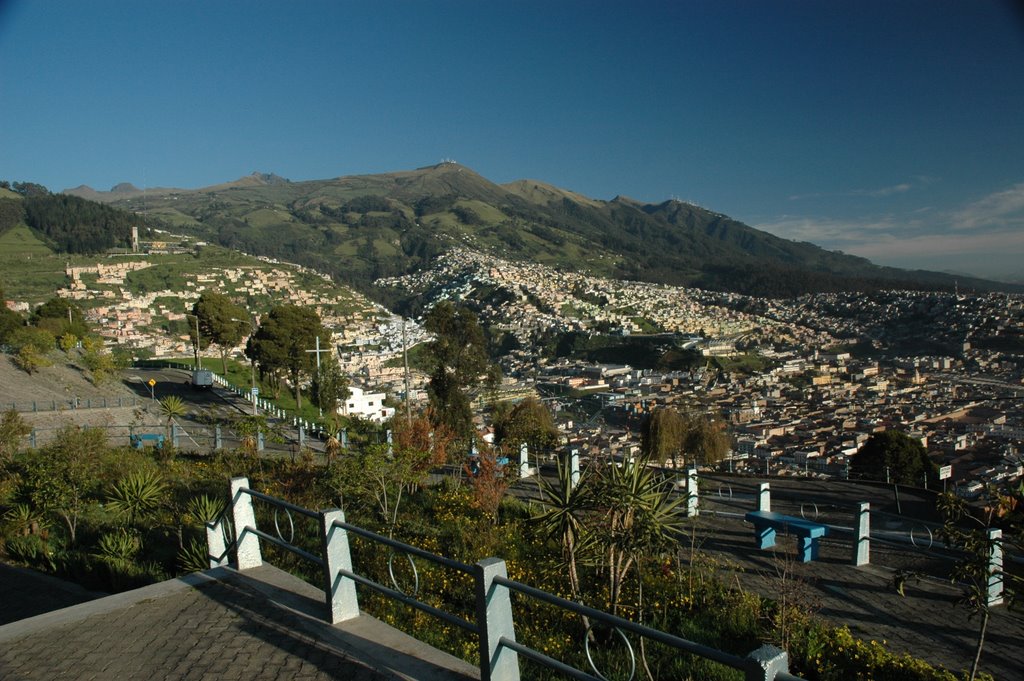 Quito Panorama from El Panecillo, Ecuador (looking North) by Ivo Kravacek