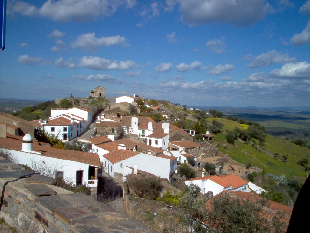 Vistas Monsaraz by nunosuna