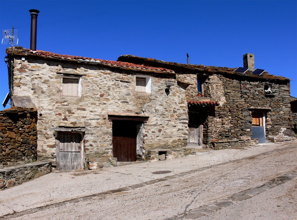 SANTA MARINA (Aldea de Santa Engracia del Jubera). Valle del Jubera. LA RIOJA. 2010. 02. Arquitectura local. by Carlos Sieiro del Nido