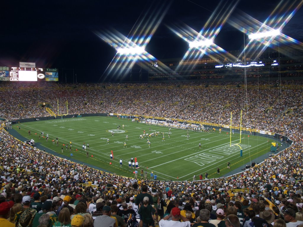 Green Bay Packers Family Night 2007 at Lambeau Field by Steve Schar