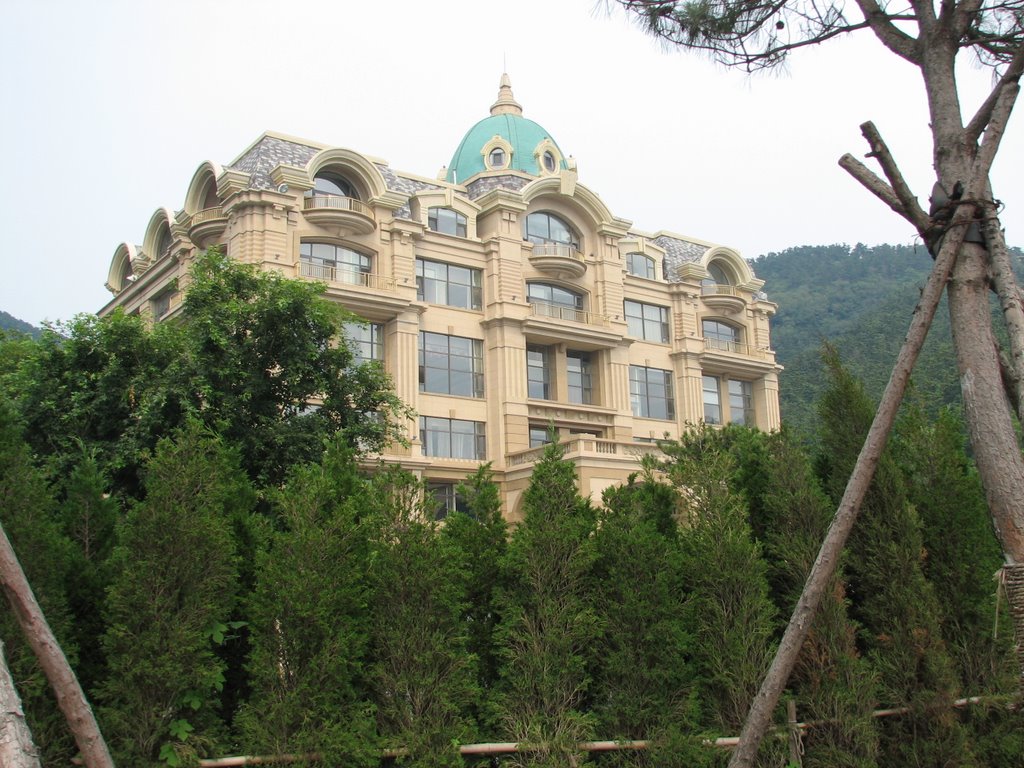 Gated building next to Xinghai Castle by Steven Grimm