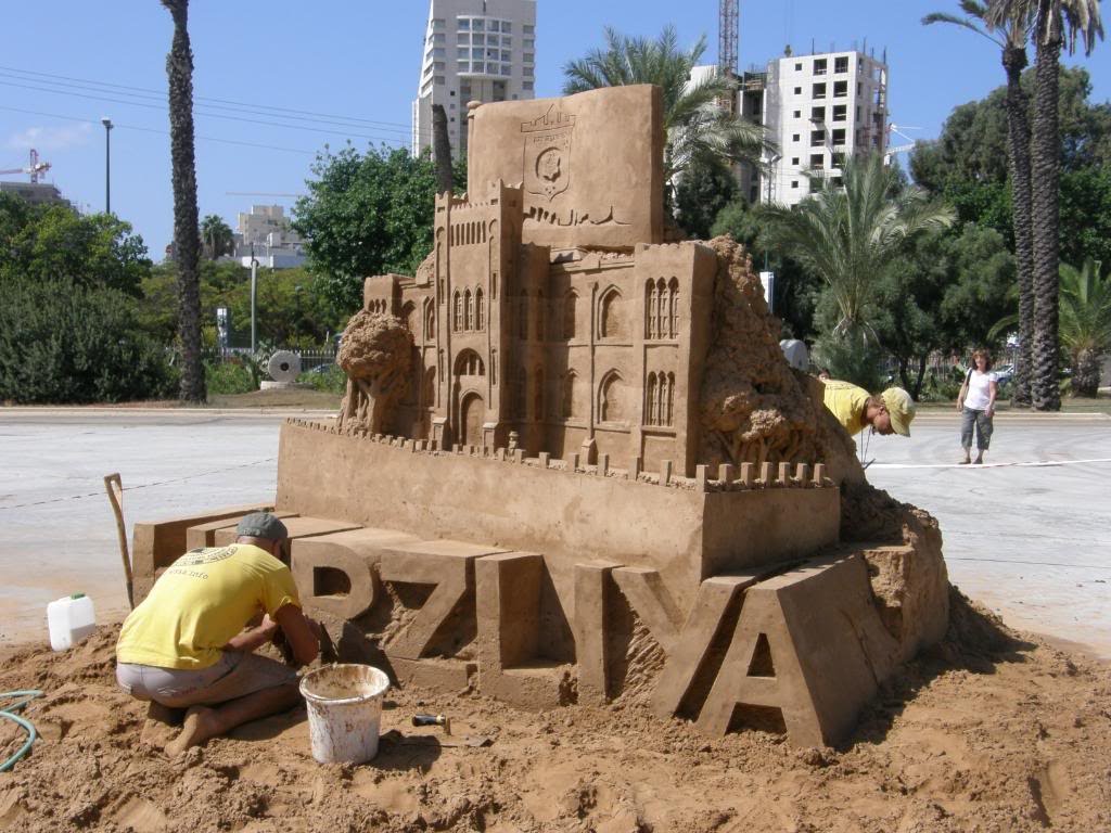 Tel Aviv , sand building. скульптуры из песка , Тель Авив by sasharivman