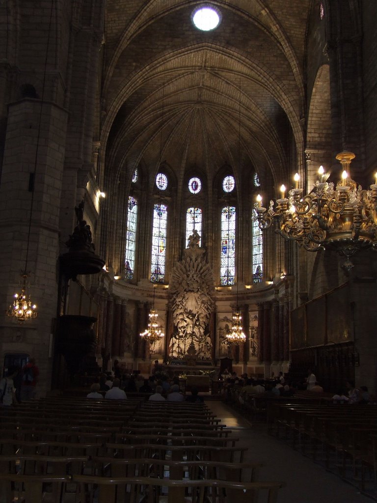 Interior de la Catedral by Sergio Gil Lebrero