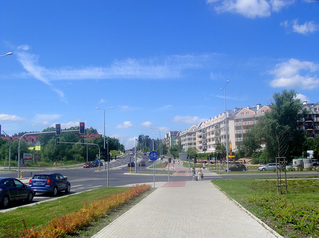 Olsztyn - Skrzyżowanie Ulicy Wilczyńskiego z Aleją Sikorskiego by Izalidzba