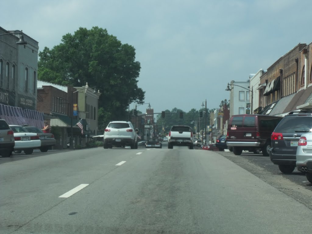 Guntersville Main Street by Otteroo