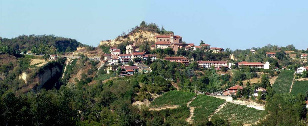 Santo Stefano visto da Monteu Roero by Agostino Angeli