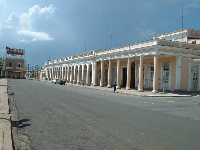 Cienfuegos, Cuba by Lucien Kivit