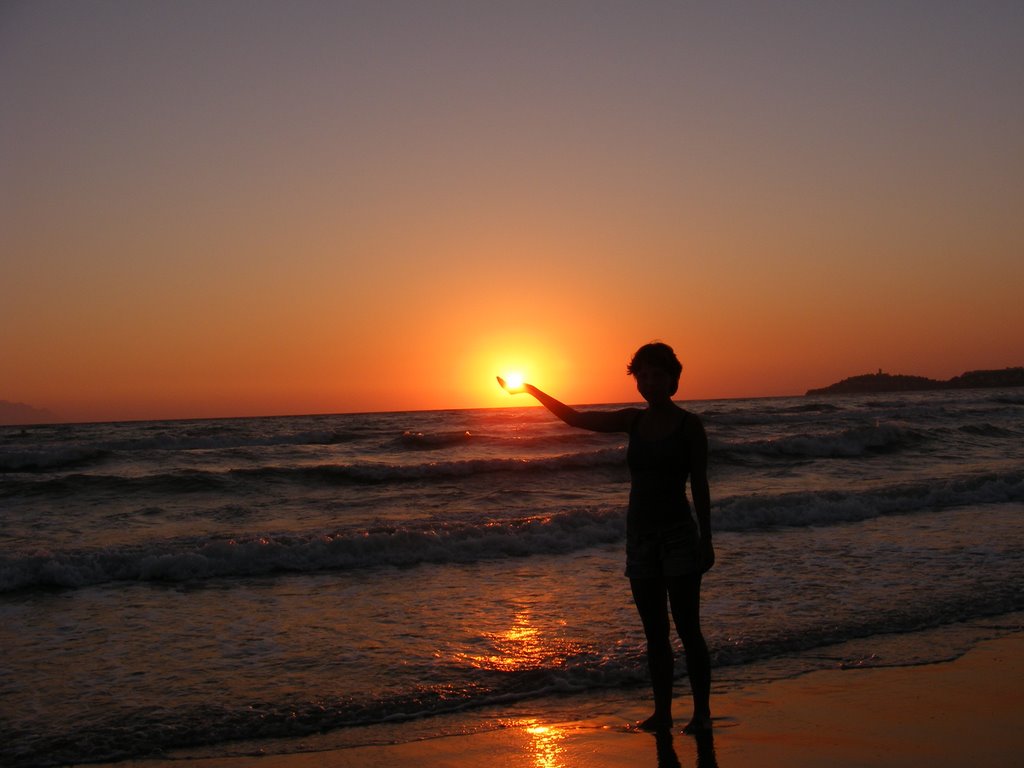 Sunset Batihan Hotel Kusadasi **** beach by grizlee