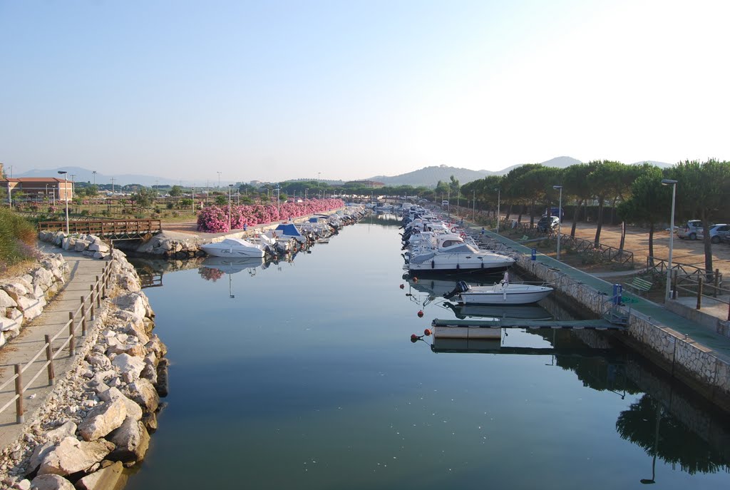 Località Carbonifera: il canale porticciolo by stefano.incerpi