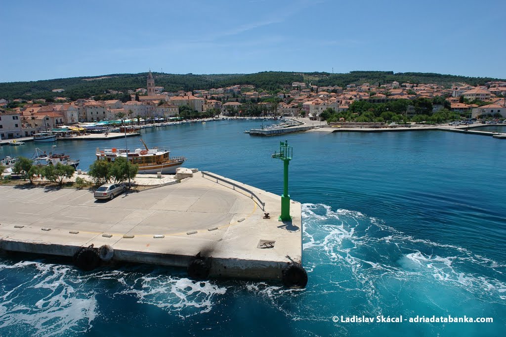 Supetar - island Brač by adriadatabanka.com