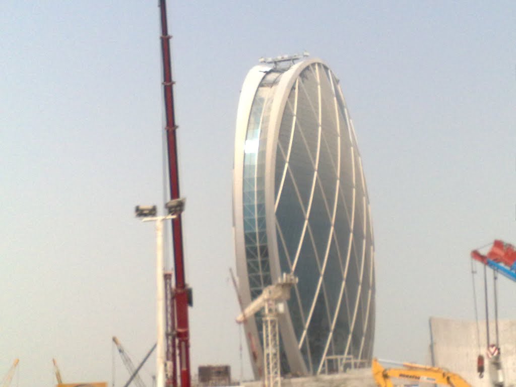 FG118 ... Circular Building, AbuDahbi, UAE by falgahri