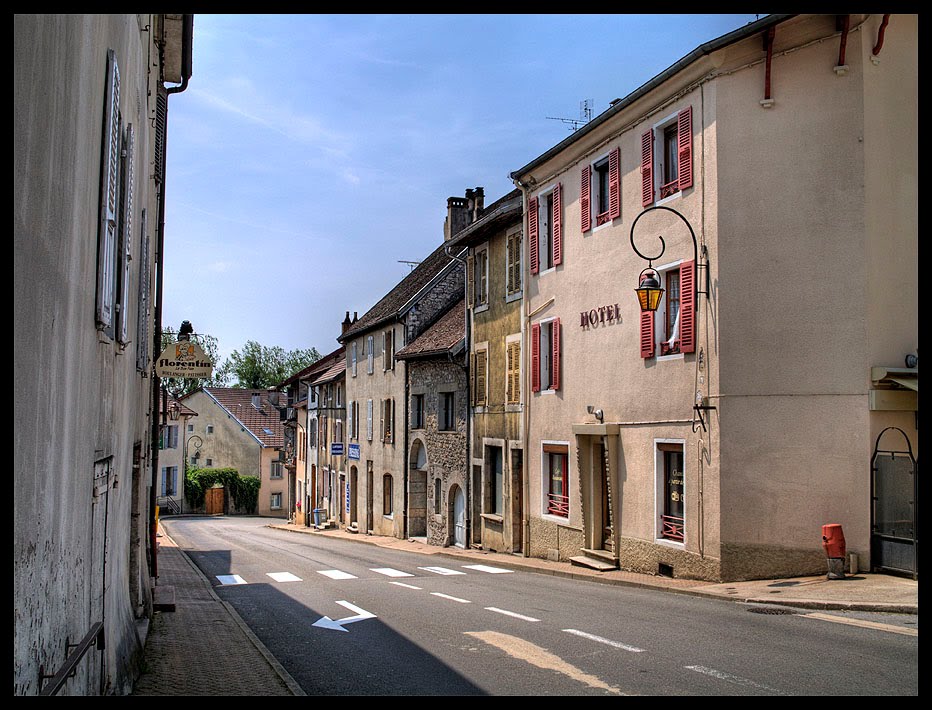 Grande Rue - Clairvaux-les-Lacs (France) by Tjarko Evenboer