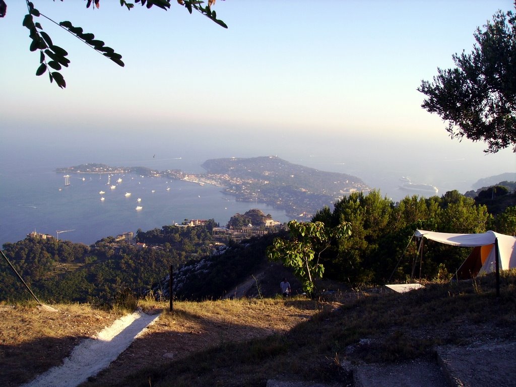 Cap ferrat vu de Eze by Dominique BLANCHARD