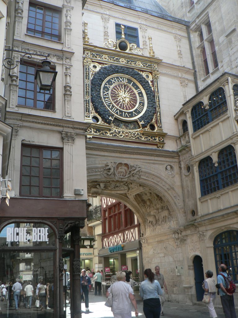 Le Gros-Horloge by Erwann Rouziou