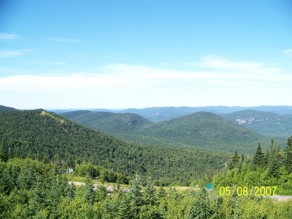 Mont-Tremblant versant nord by adesmarais