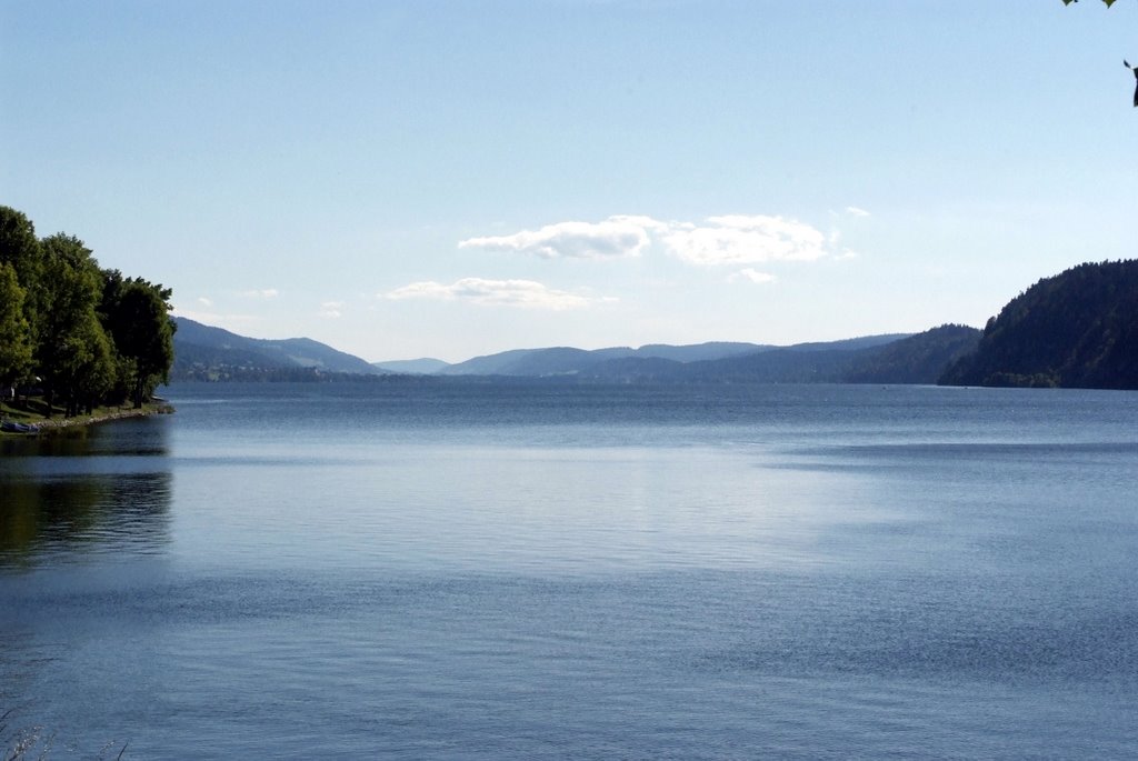 Le lac de Joux depuis Le Pont by yves_grau